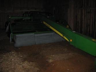 John Deere 835 MED MATTA