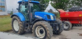 New Holland TS135A