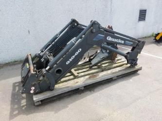 Quicke (ÅLÖ) FRONTLASTARE 1060 INKL FÄSTE TILL VALTRA 600
