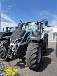 Valtra T234 V