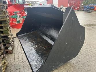 Korn jordskovl Volvo beslag