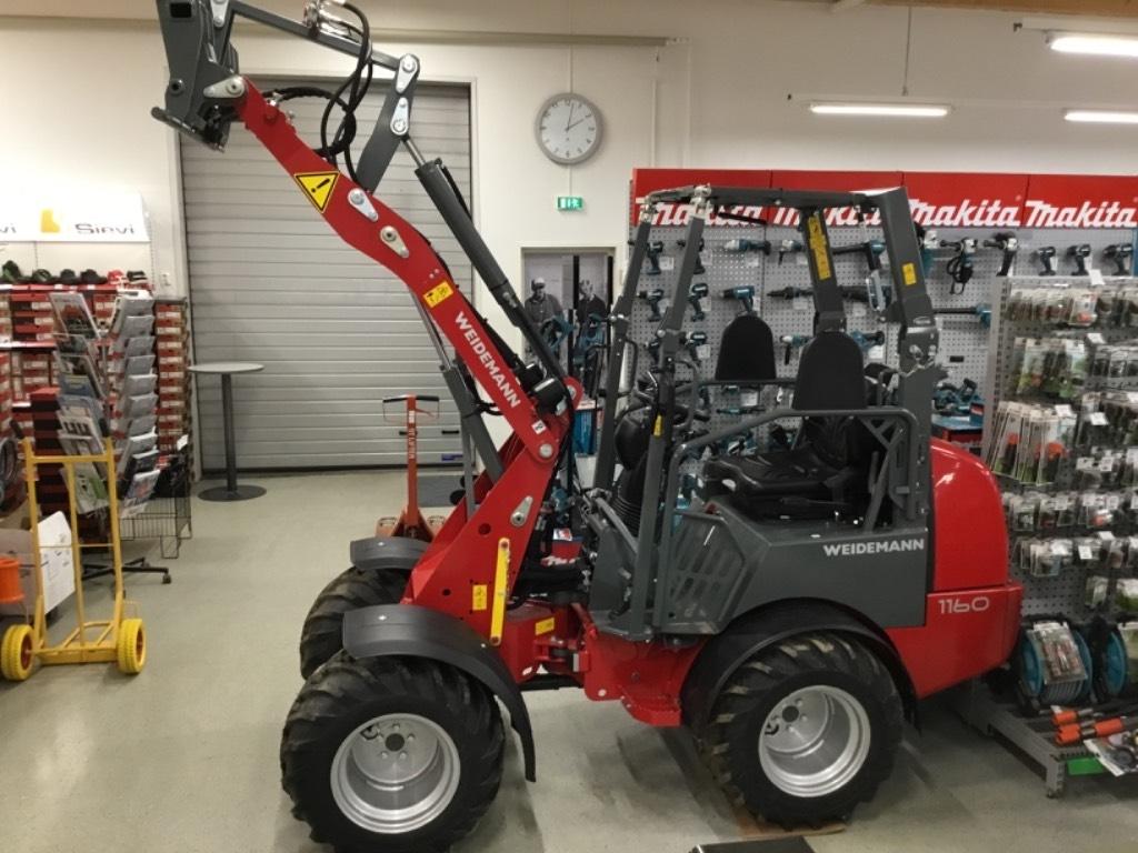 Weidemann 1160 Hoftrac FOPS/ROPS turvakaarella Pale multiuso