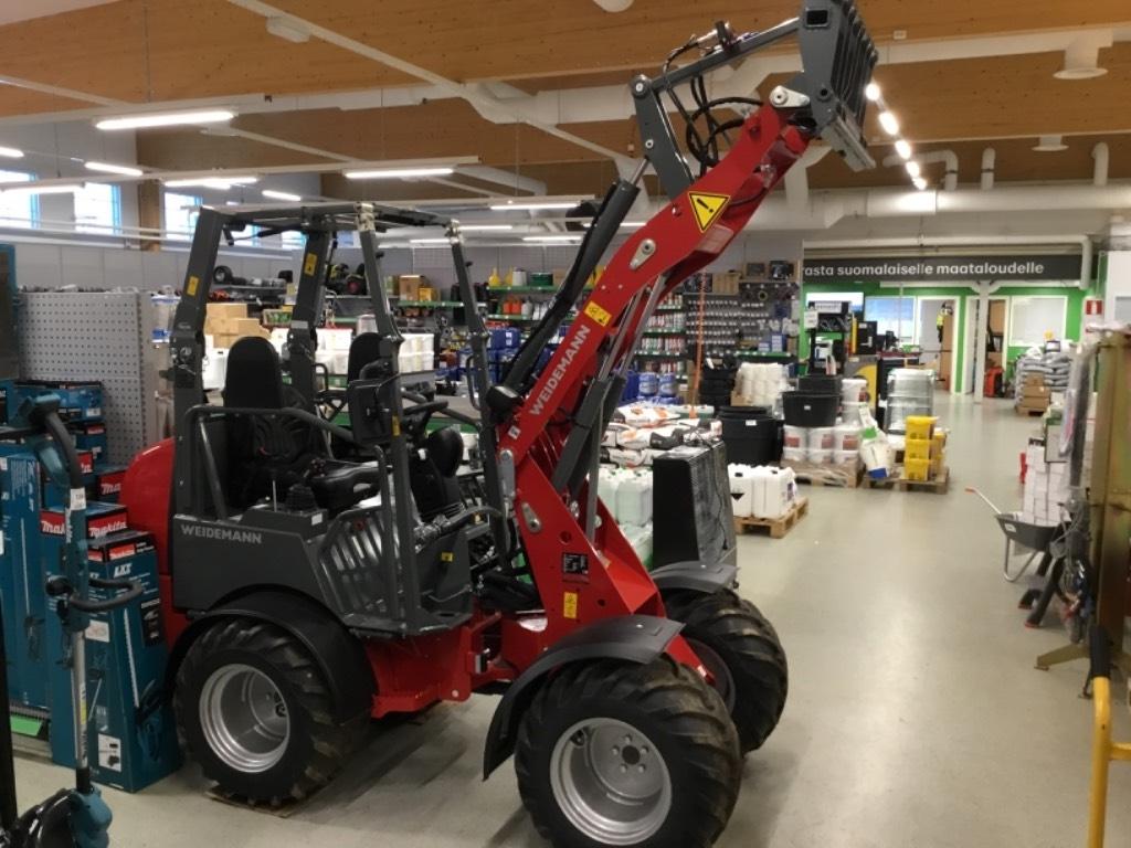Weidemann 1160 Hoftrac FOPS/ROPS turvakaarella Pale multiuso