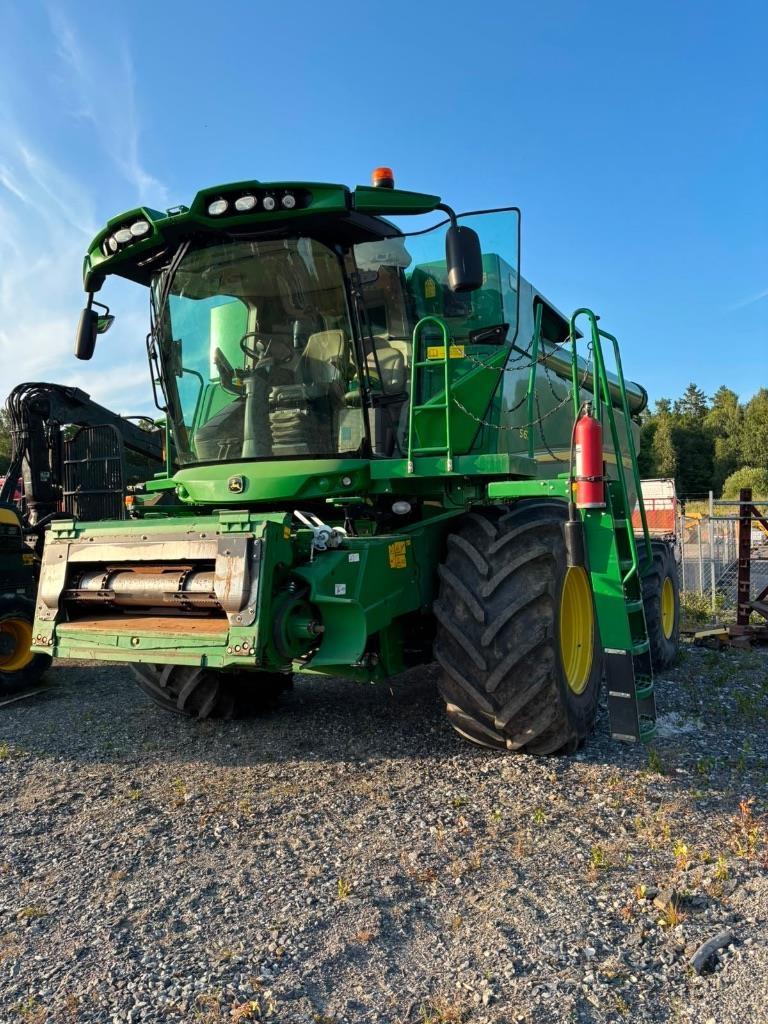John Deere S 670 i Combine harvesters