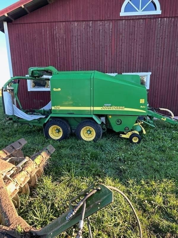 John Deere 678 Rundbalspressar