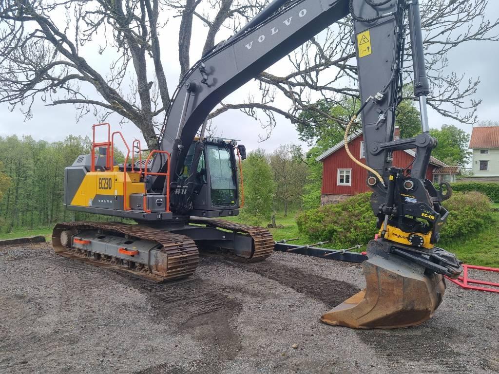 Volvo EC 230 Bandgrävare