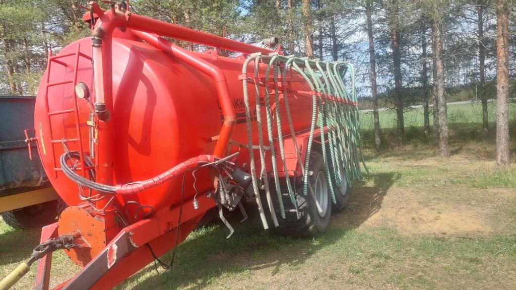 Livakka levitysvaunu Slurry tankers