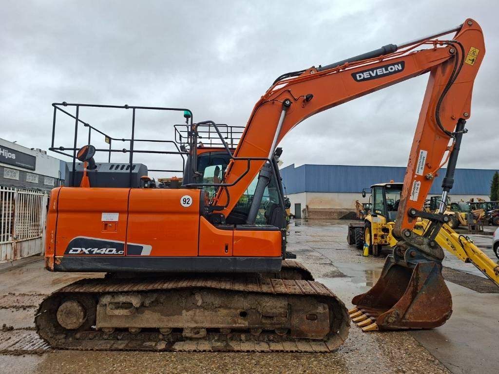 Doosan DX 140 LC-5 Raupenbagger