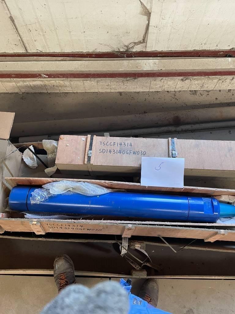 DTH 102mm DTH DRILL PIPES+HAMMER Sprzęt wiertniczy części zamienne i akcesoria