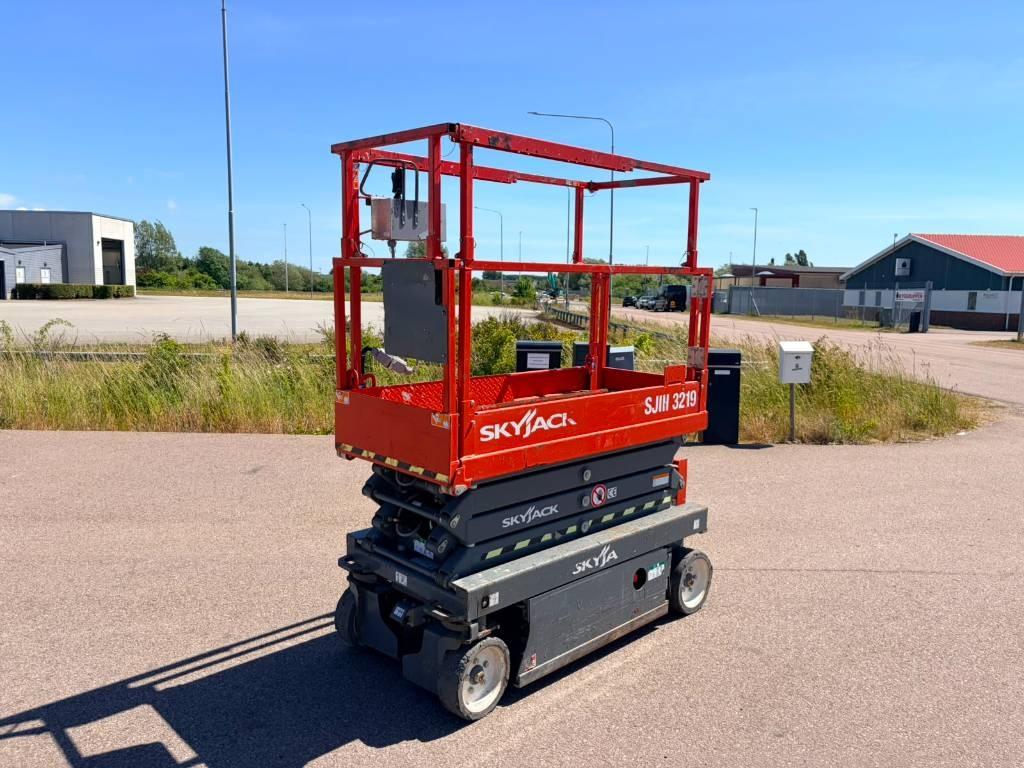 SkyJack SJ III 3219 Saxliftar