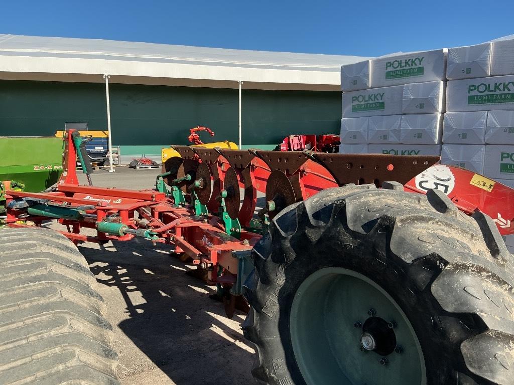 Kverneland EO 85 Reversible ploughs