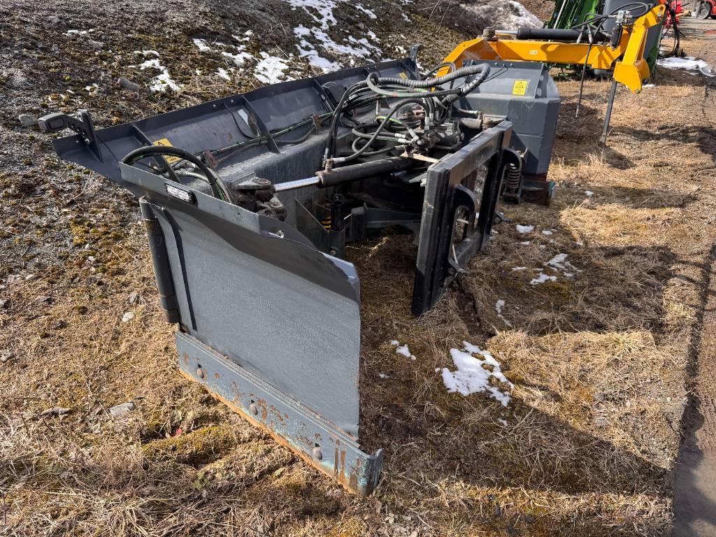 Stark UA420U Snow blades and plows