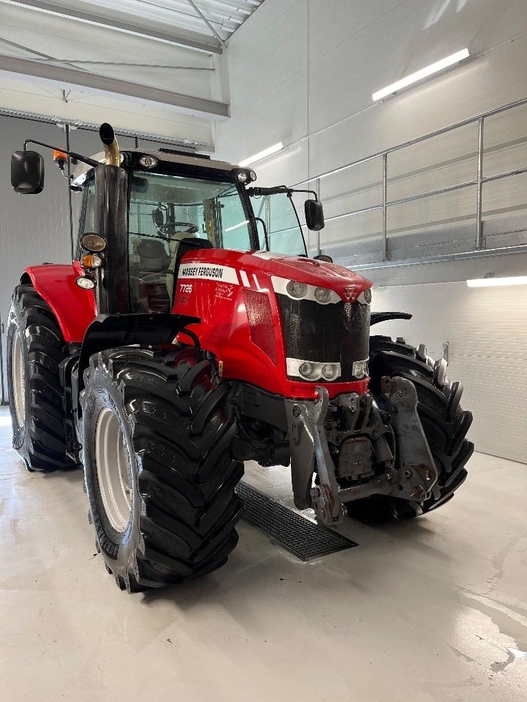 Massey Ferguson 7726 D-VT Traktorer