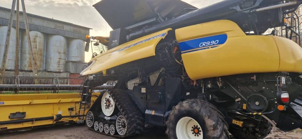 New Holland CR 9.90 Mähdrescher