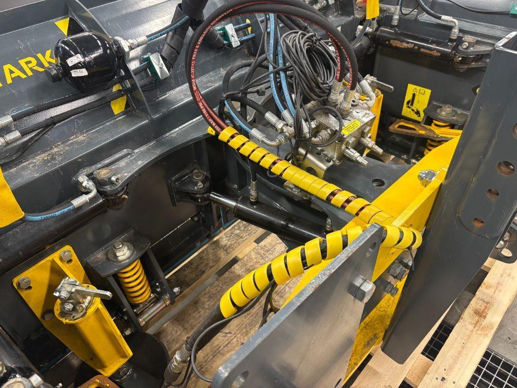 Stark UA 3750/1800R Snow blades and plows