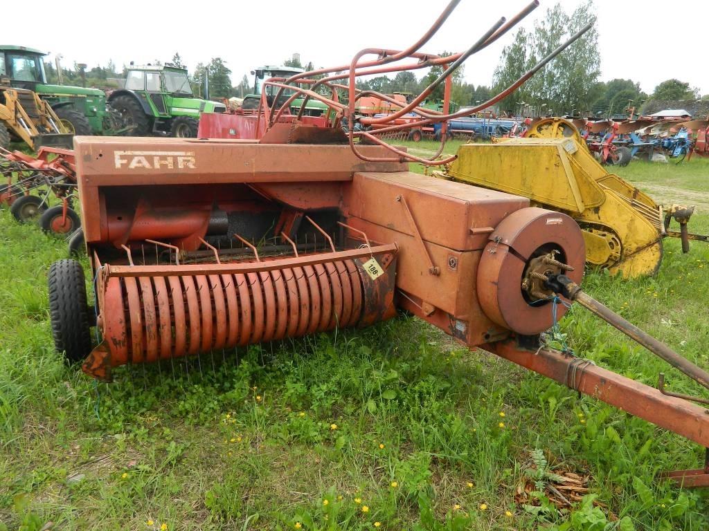 Deutz-Fahr HD300 Ķīpu preses