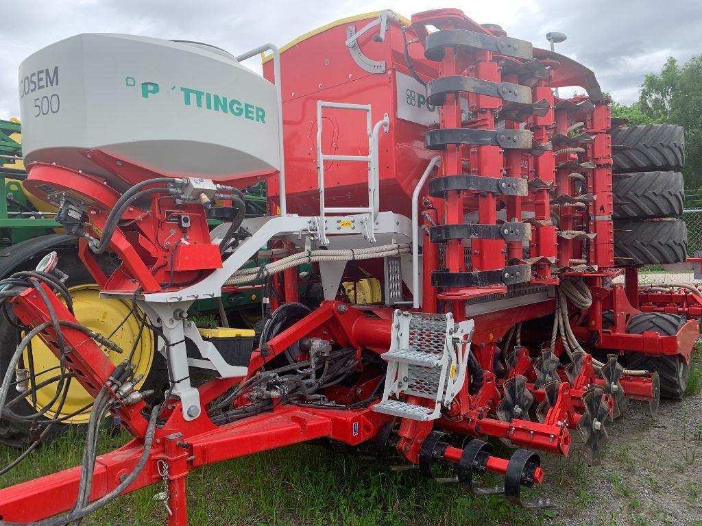 Pöttinger Terrasem C6 Fertilizer med frösålåda Seminatrici combinate