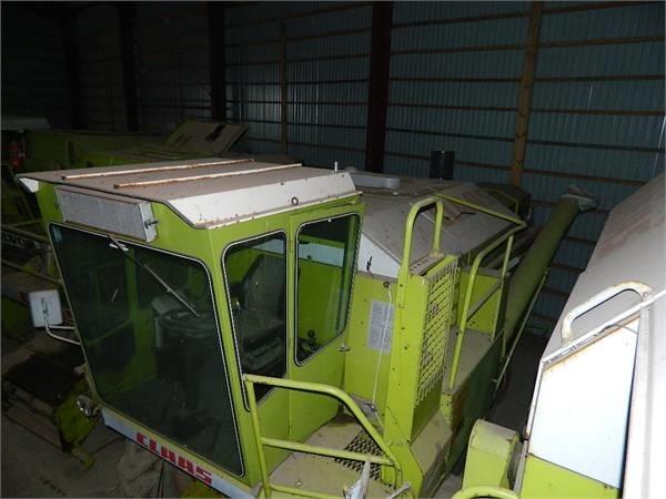 CLAAS Dominator 56 Ražas novākšanas kombaini