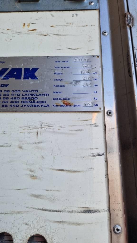 VAK USEITA KYLKIAUKEAVA PV-3-40 Kylmä-/Lämpökoripuoliperävaunut