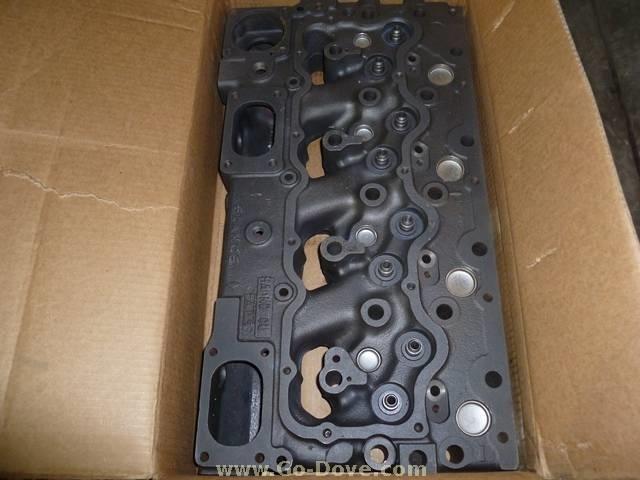 CAT CAT 3304 cylinder head * NEW * Silniki