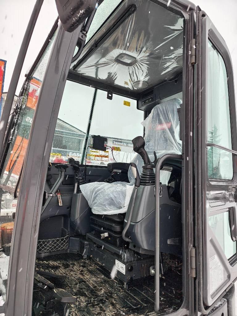 CASE CX 60 C Minikaivukoneet < 7t