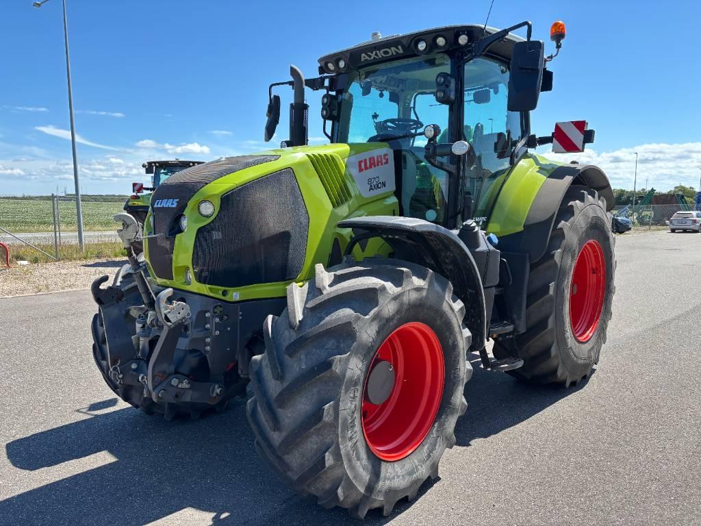 CLAAS Axion 870 Cmatic Tractors