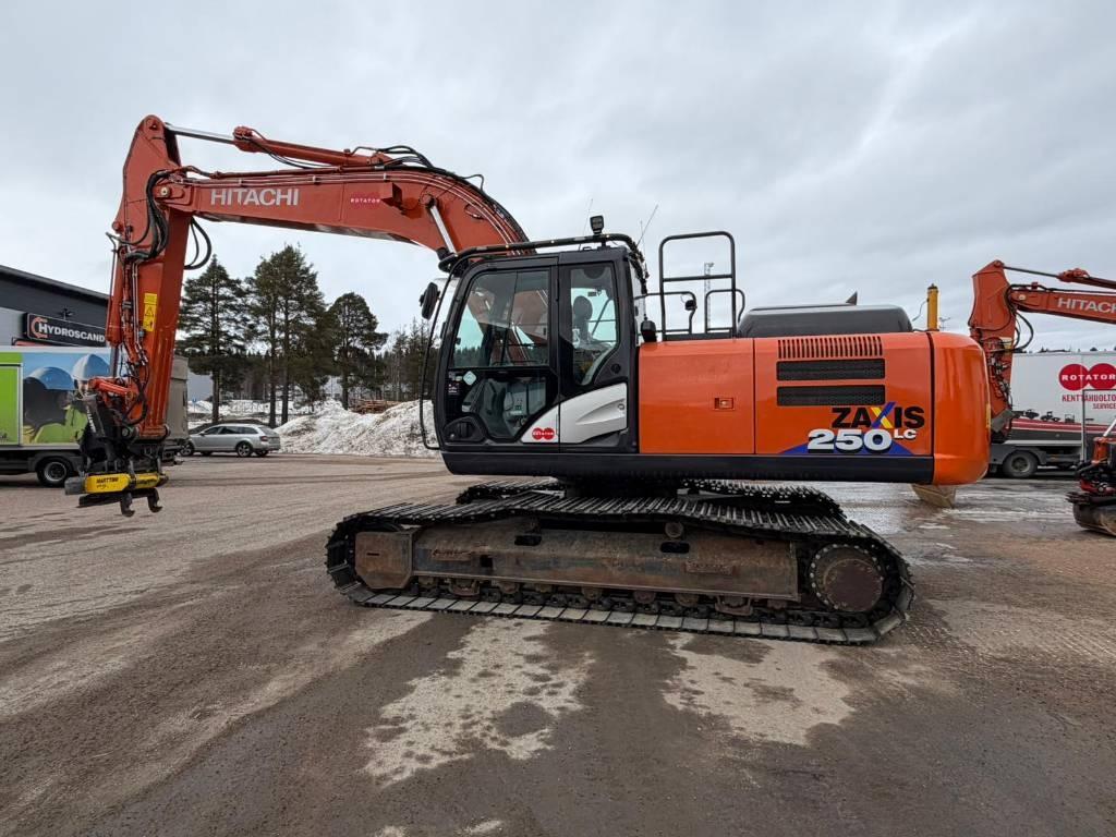 Hitachi ZX250LC-6 Telakaivukoneet