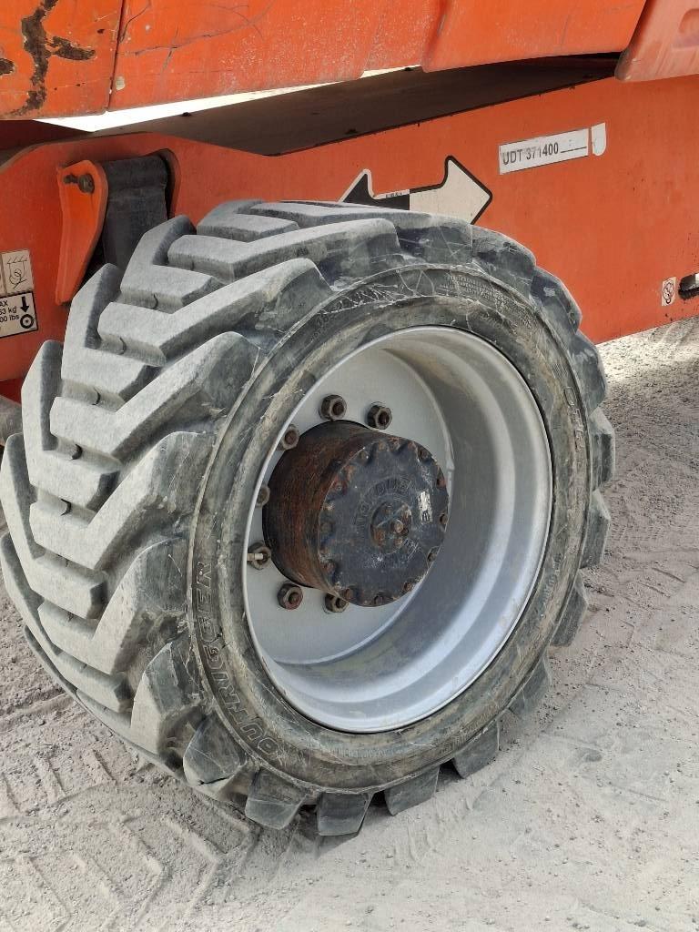 JLG 860 SJ Telescopic boom lifts