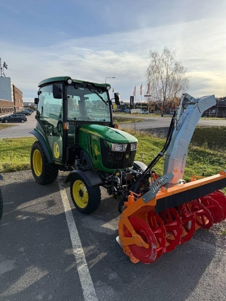 John Deere 2032 R Kompaktlastare