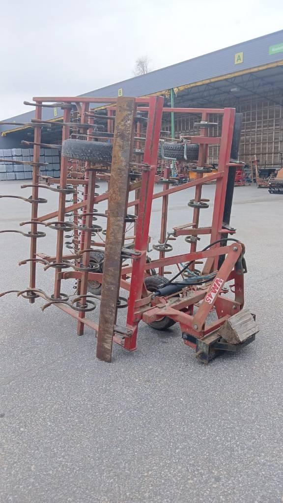 VM VM 450 Harrows