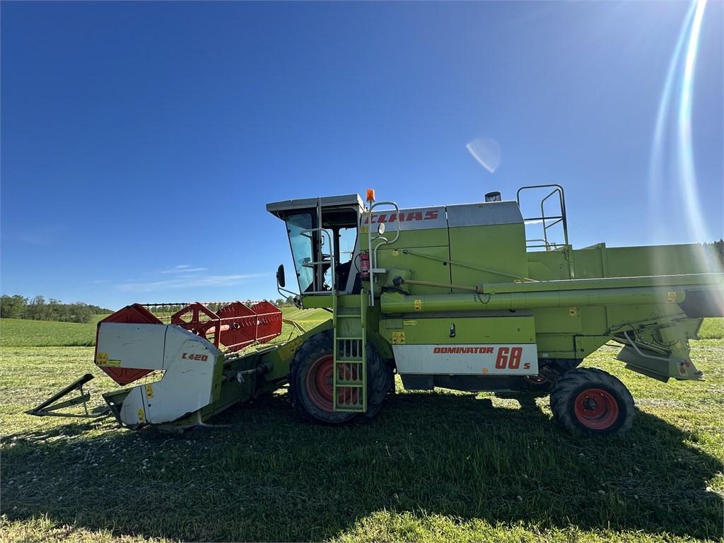 CLAAS Dominator 68 S Skördetröskor