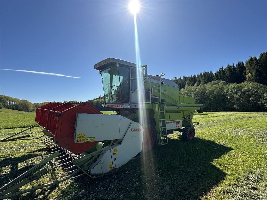 CLAAS Dominator 68 S Skördetröskor