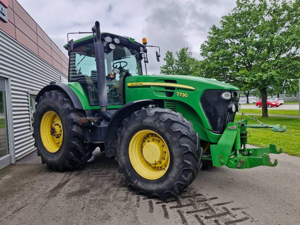 John Deere 7730 Tractors