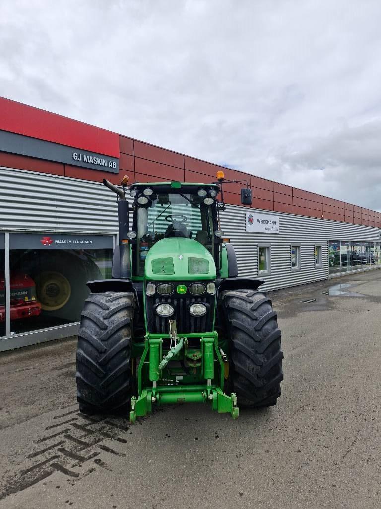 John Deere 7730 Tractors