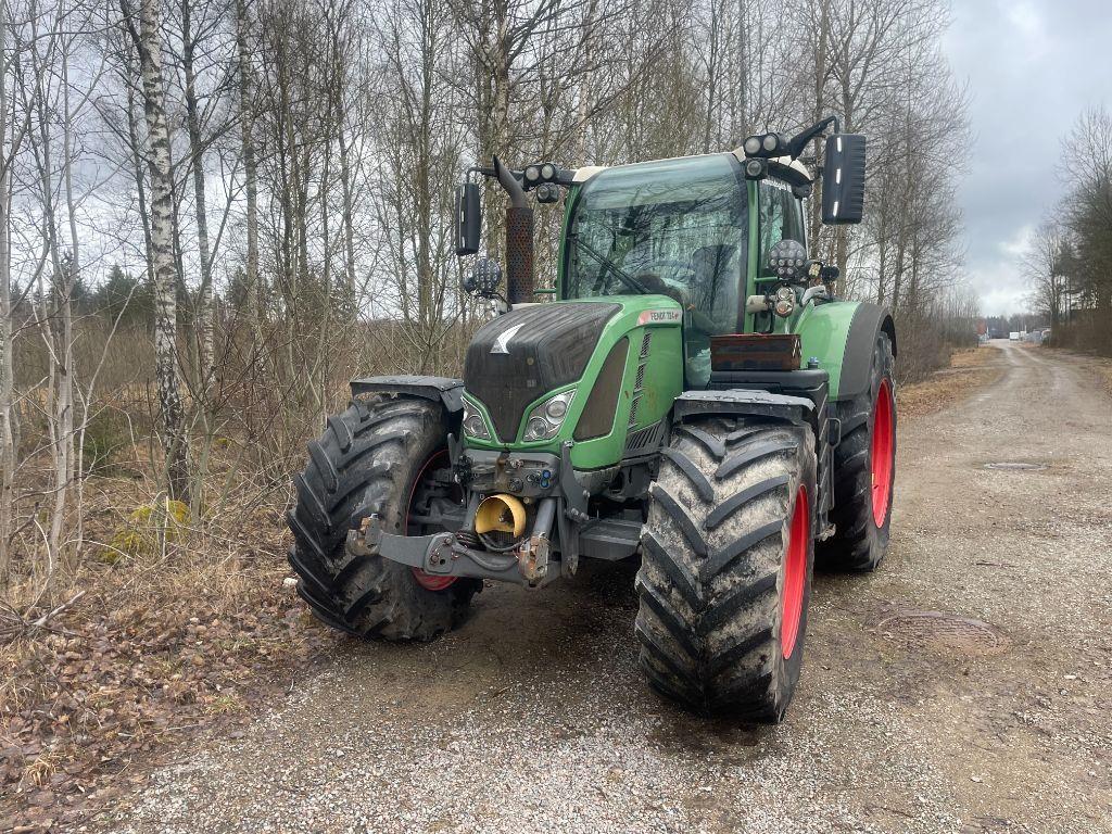 Fendt 724 Profi Plus Traktorer