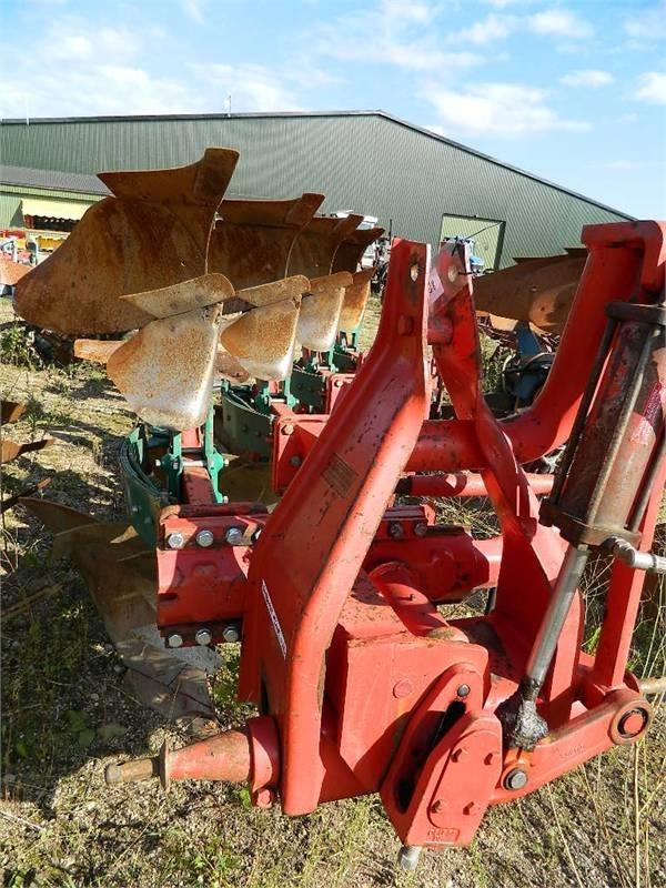 Kverneland 4 Maiņvērsējarkli