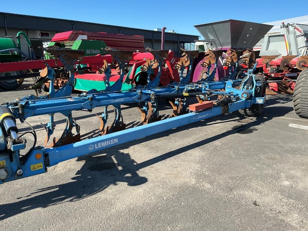 Lemken Vari-Diamant 7 Reversible ploughs