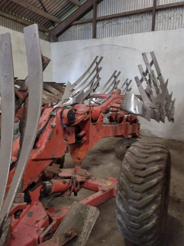 Kuhn 8 furet NSH Arados reversibles suspendidos