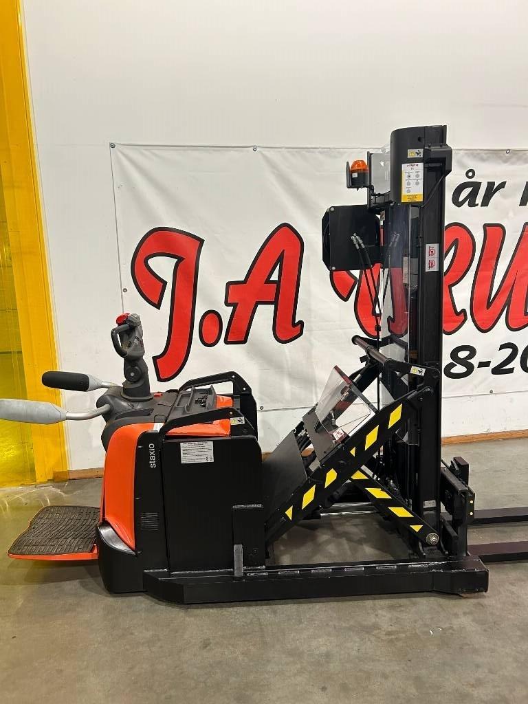 BT SPE120XR. Ledstaplare utskjut 1200kg. 3300mm Pedestrian stackers