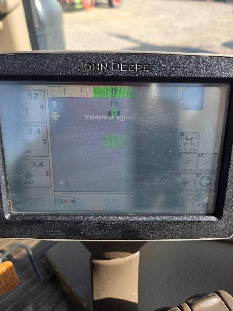 John Deere 8360 RT Tractors