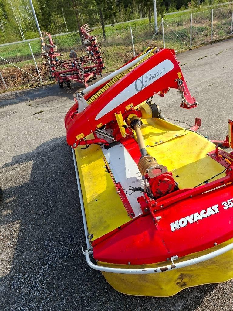 Pöttinger NovaCat 351 Alpha Motion Mowers