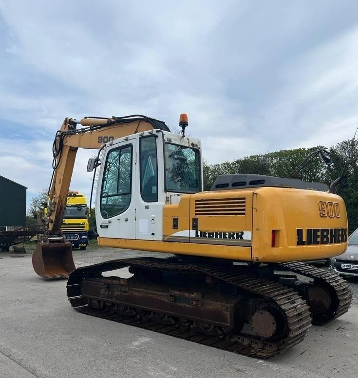 Liebherr R 900 C Crawler excavators