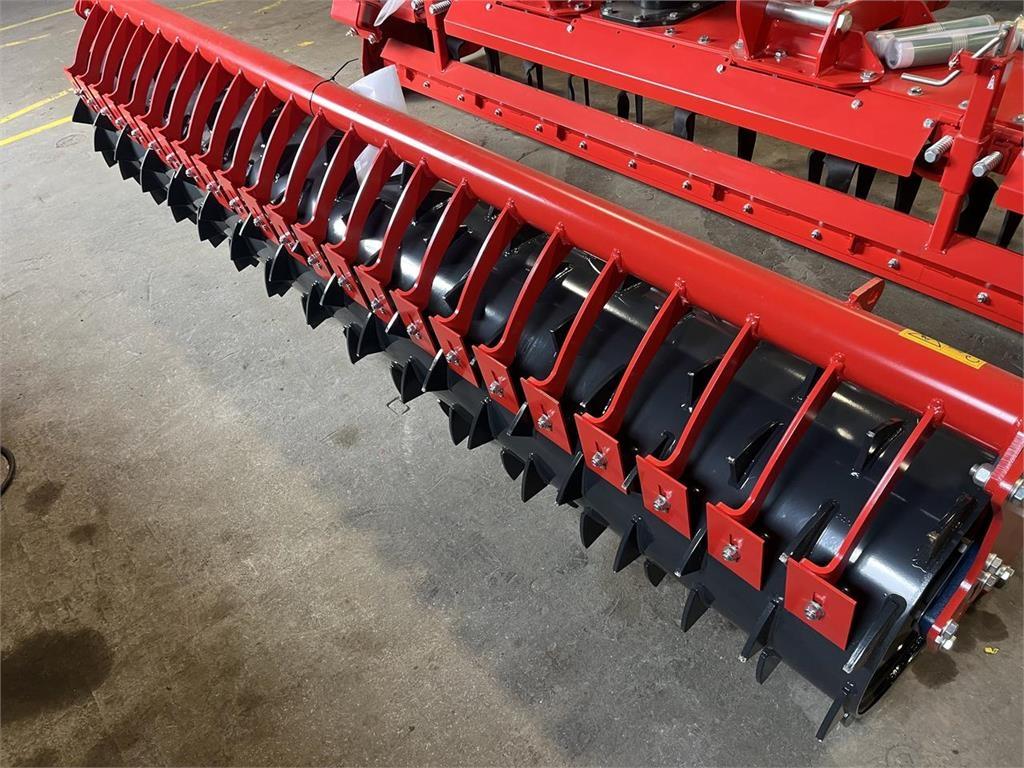 Kverneland Packerwals 3 meter Motoreggen / Rototiller