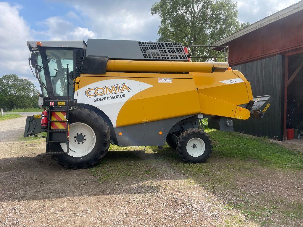 Sampo-Rosenlew C 6 + skärbord med vagn Combine harvesters