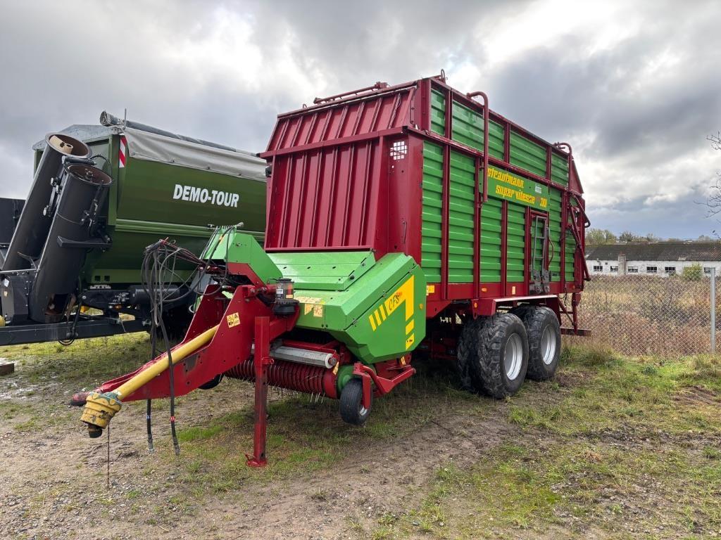 Strautmann SuperVitesse CFS 3101 DO Self loading trailers