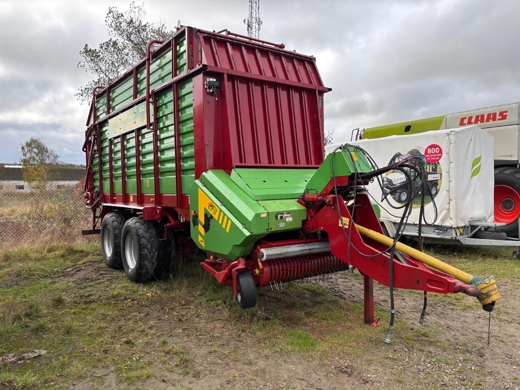 Strautmann SuperVitesse CFS 3101 DO Self loading trailers
