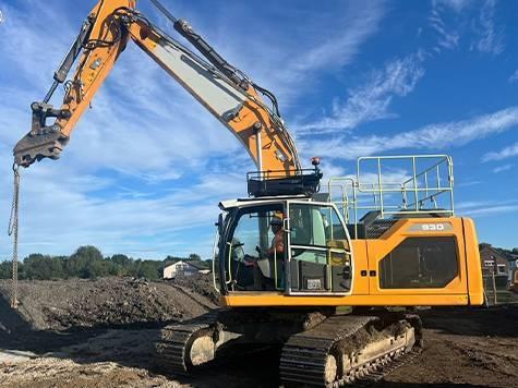 Liebherr R 930 LC Crawler excavators