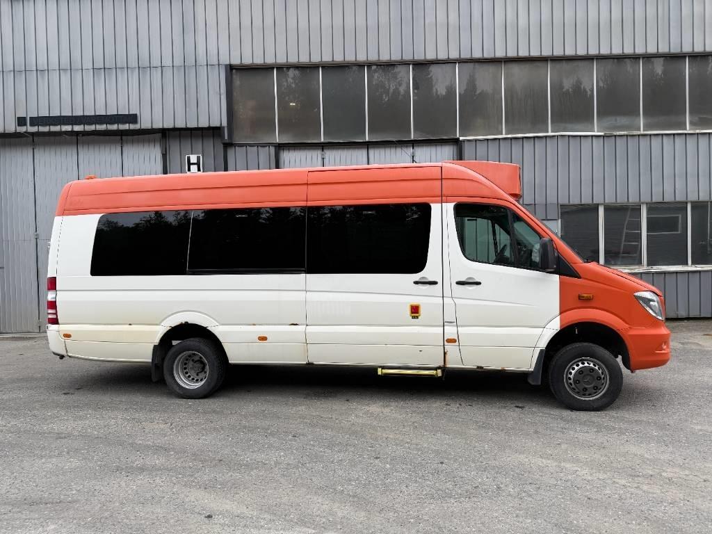 Mercedes-Benz Sprinter Transfer 4x4 Minibusser