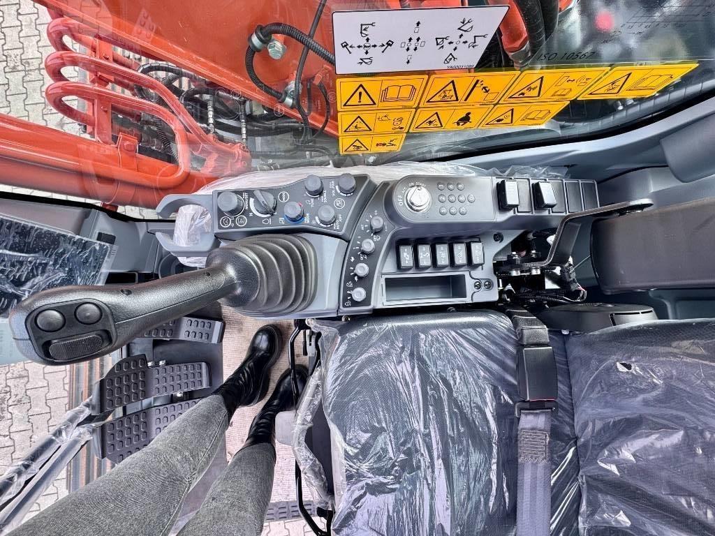 Hitachi ZX160LC-7 Crawler excavators
