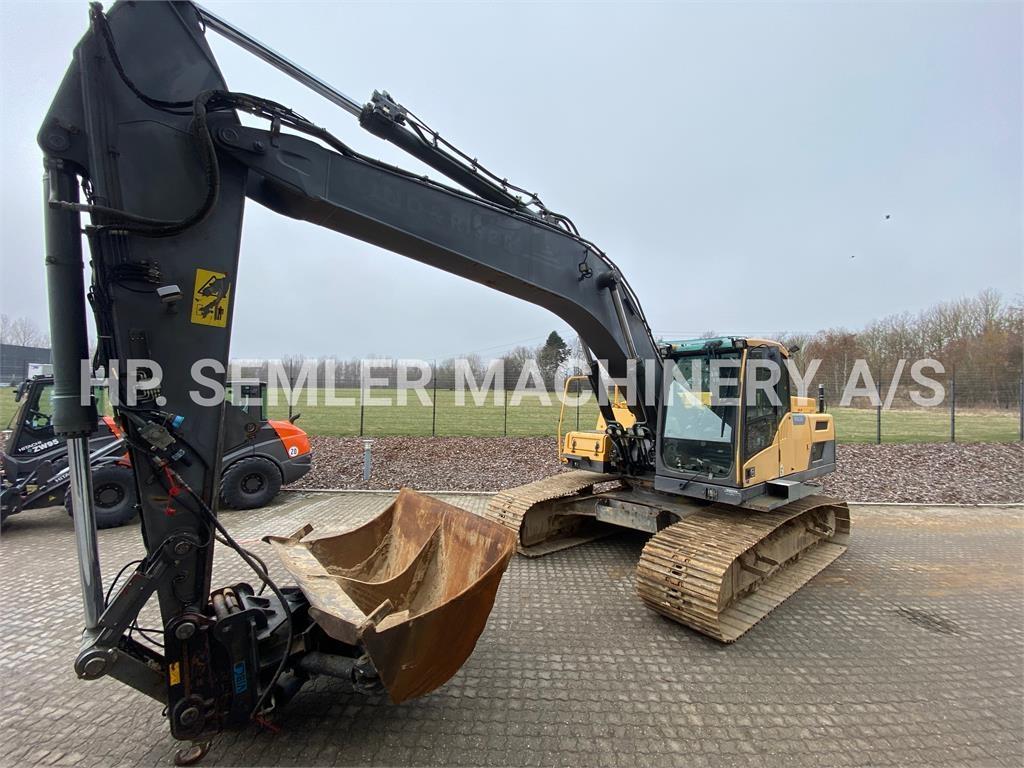 Volvo Volvo EC250DL Gravemaskiner på larvebånd